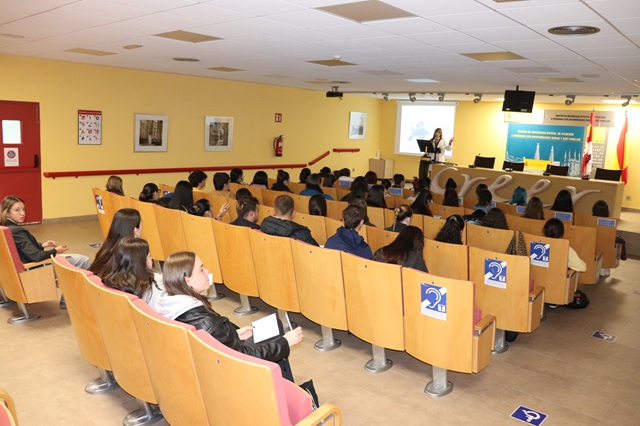 Estudiantes de 2º curso del Grado en Educación Social de la Universidad de Burgos.