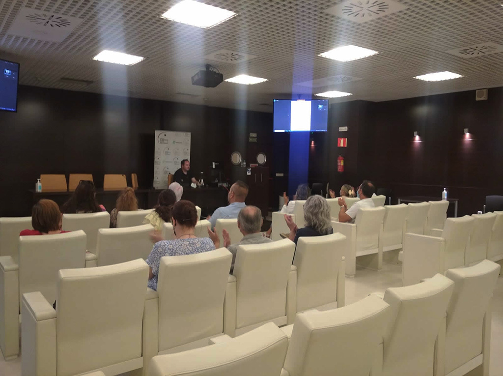 Daniel Orive Suárez durante la presentación