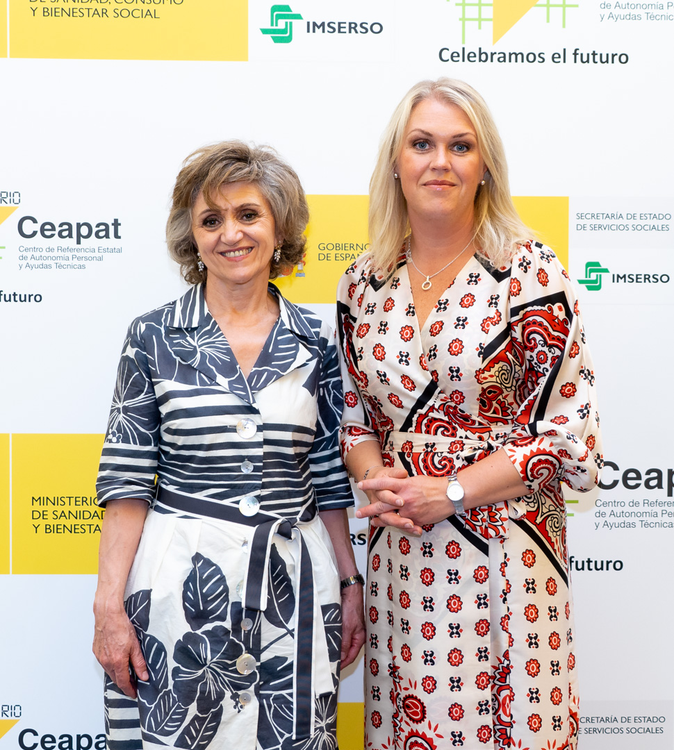 La ministra de Sanidad y Asuntos Sociales de Suecia visitando el Ceapat