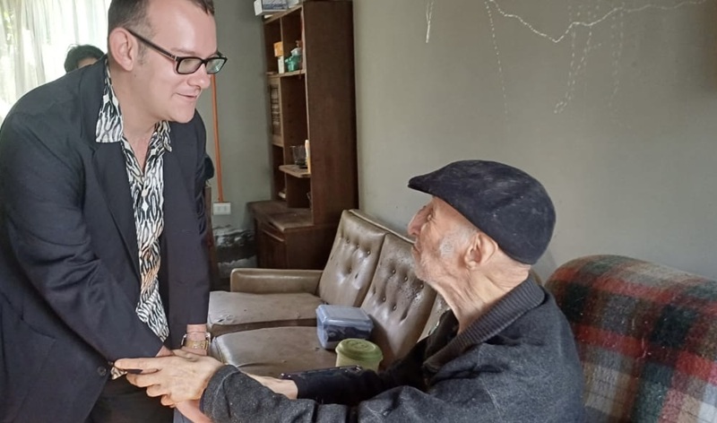 El consejero técnico de Internacional e Iberoamérica durante una de las visitas a los centros.