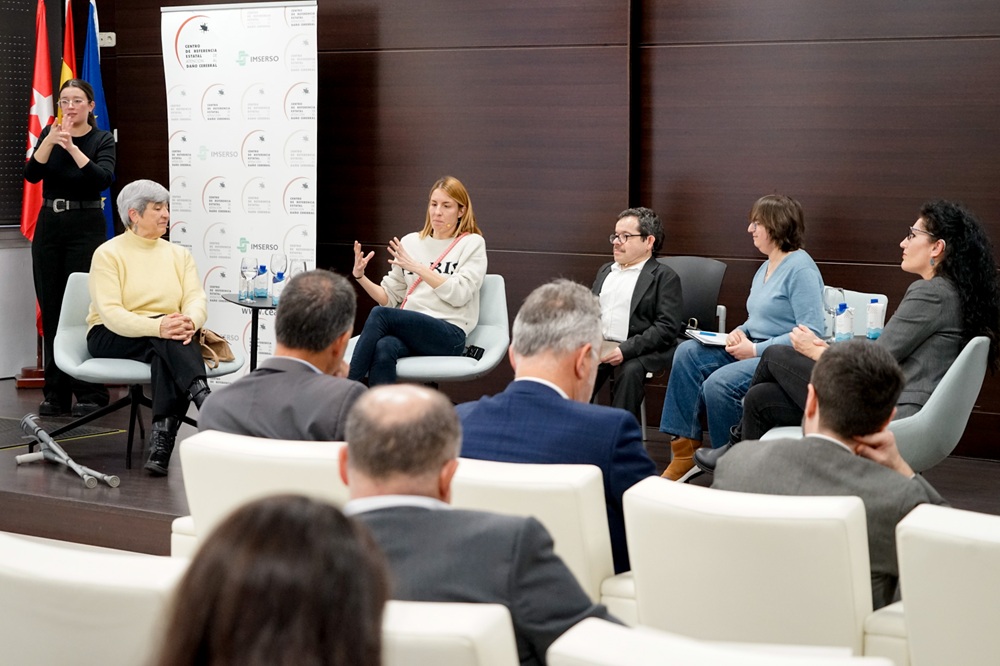 Mesa de diálogo por el acto Discapacidad con Derechos.