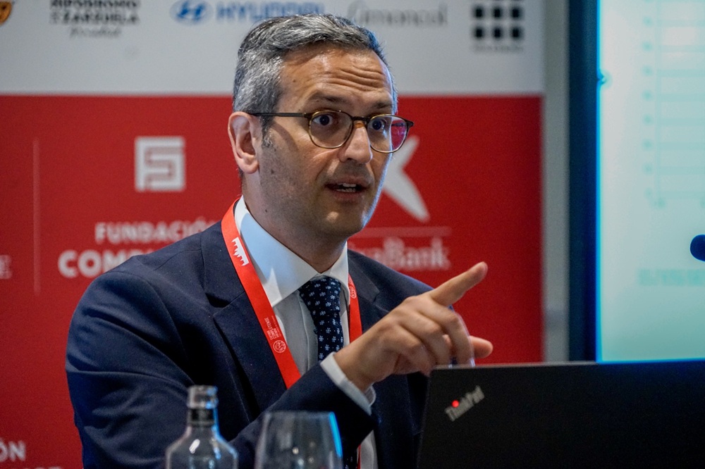 Ponencia «Futuro de los cuidados de larga duración en la UE»