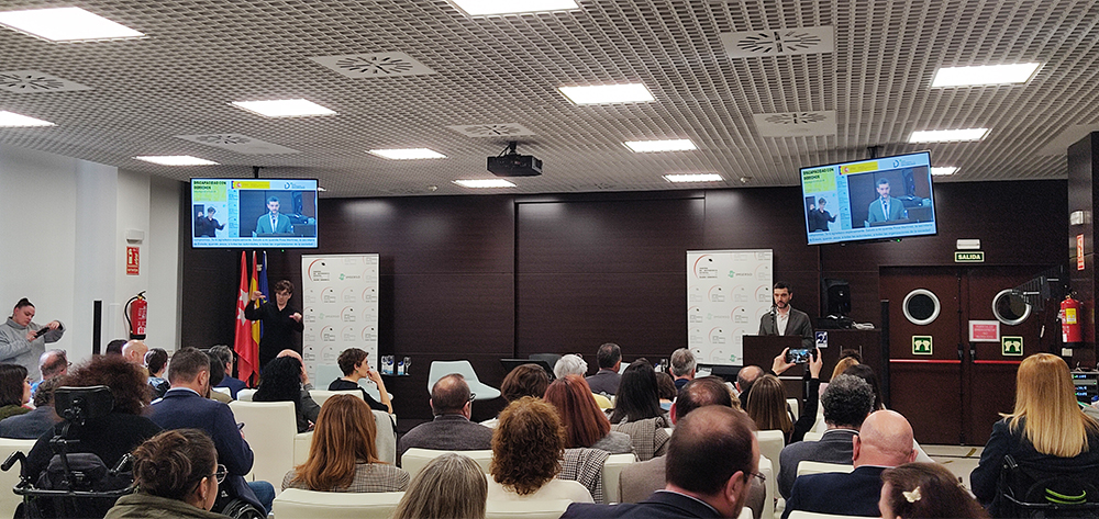 Pablo Bustinduy, ministro de Derechos Sociales, Consumo y Agenda 2030, inaugurando el acto.