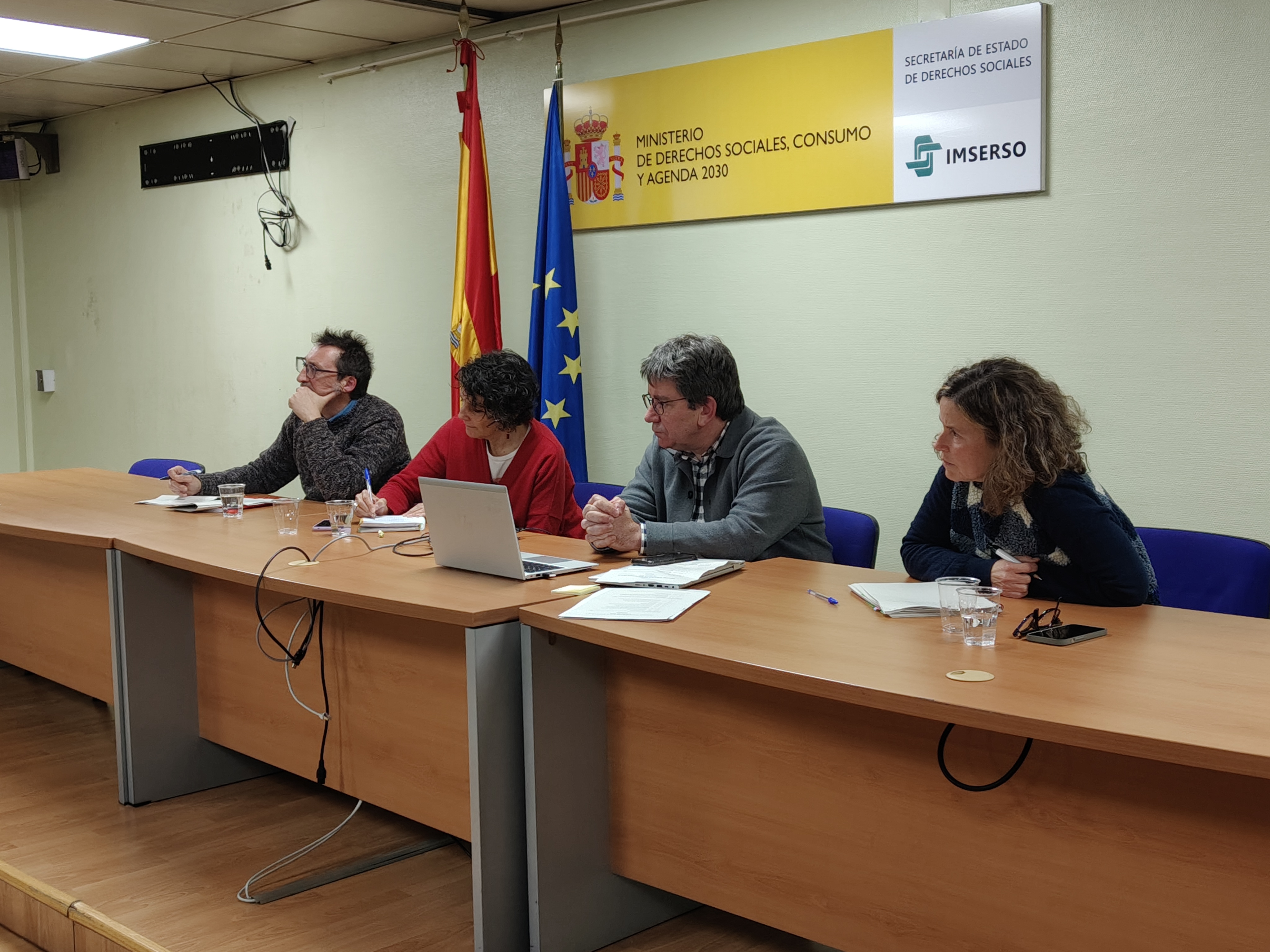 Intervención de los ponentes del primer día.