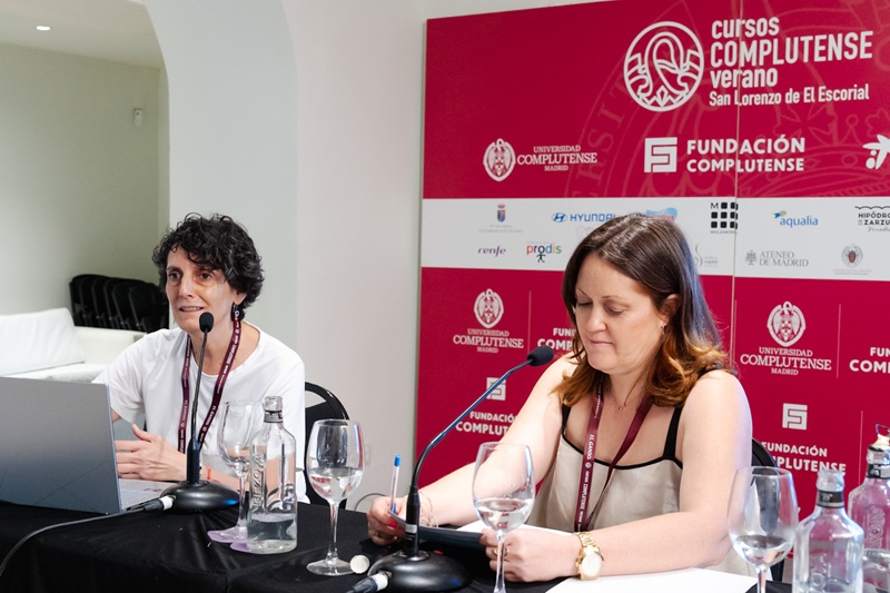 Elia Gómez, Servicio de información e investigación social (SIIS) y Esther Pérez de Vargas, subdirectora general de Planificación del Imserso.