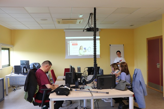 Participantes en el Taller 'Comunicación & redes sociales' en el Creer.